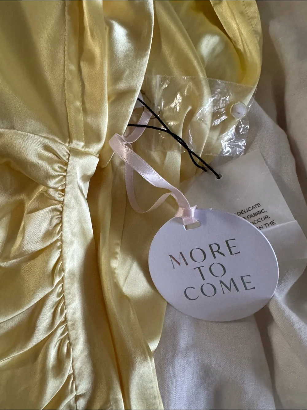 Yellow satin halter maxi dress - Picture 5 of 8